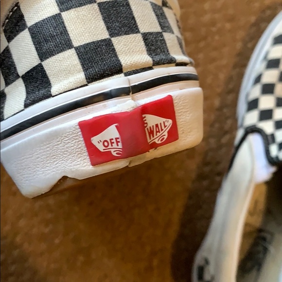 Checkered slip on vans - Picture 4 of 5